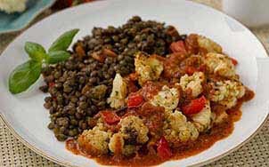roasted-cauliflower-and-lentils-with-charred-red-pepper-sauce