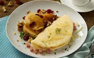 canadian-bacon-and-swiss-omelet